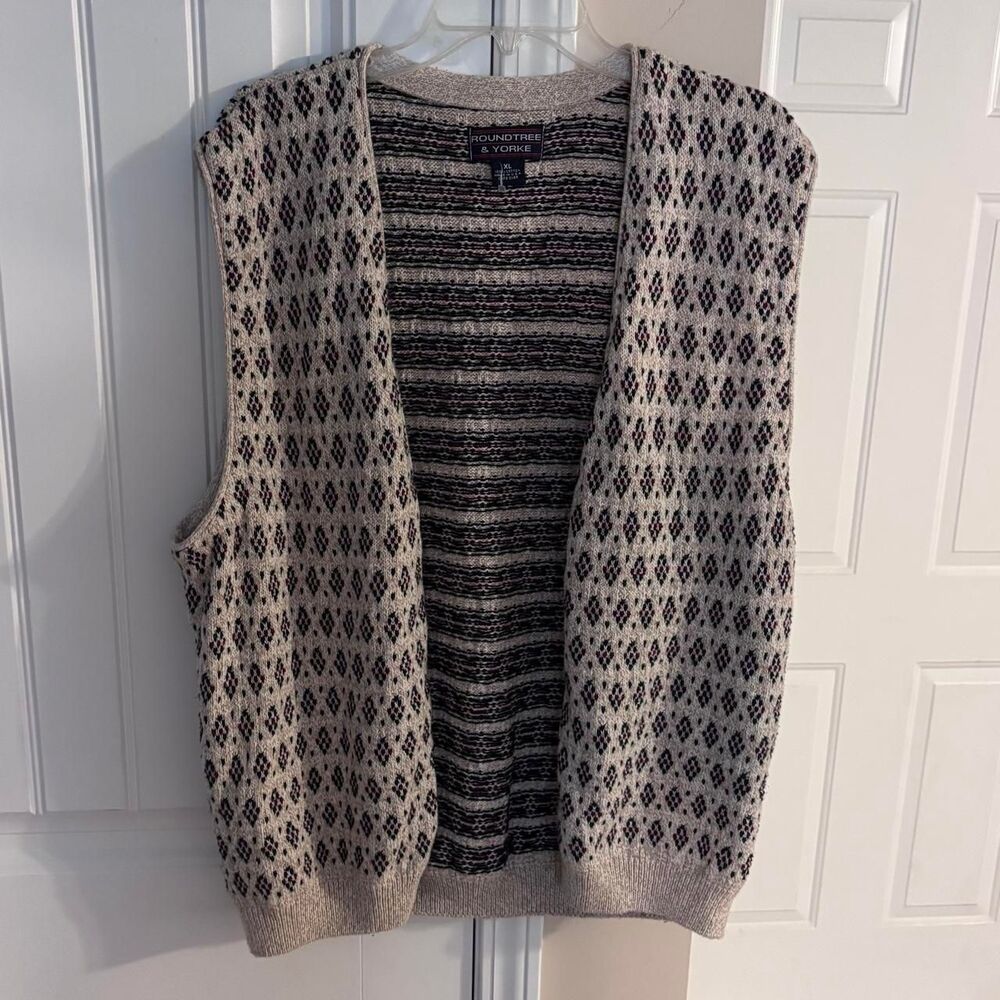 Vintage 1990 Roundtree & Yorke made in USA geometric sweater vest, NWT, Size XL!